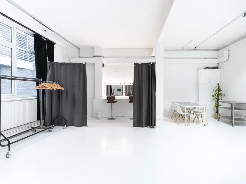Studio 2