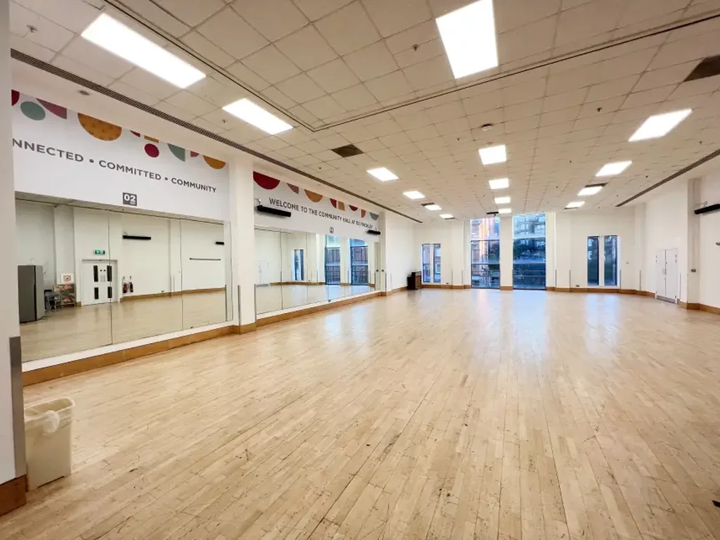 Metropolitan Hall