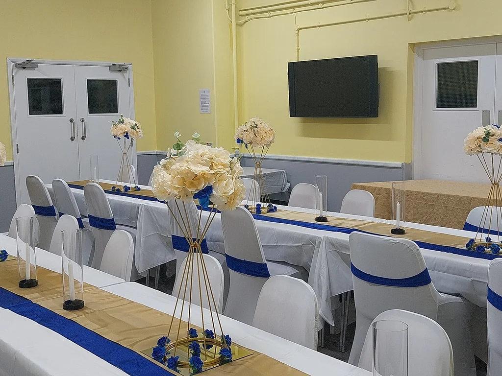 Cafe Room