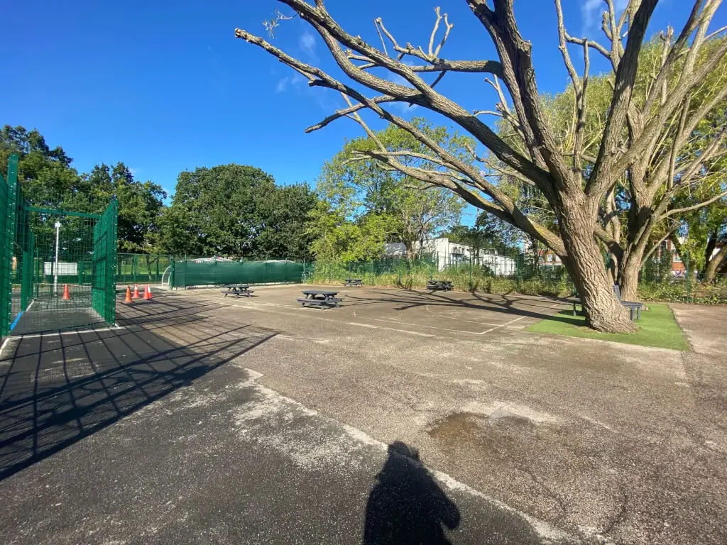 MUGA