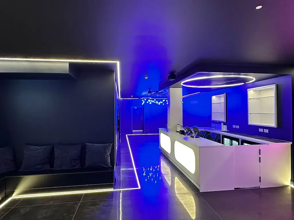 Striking VR Venue with Futuristic Aesthetic – Camden, London