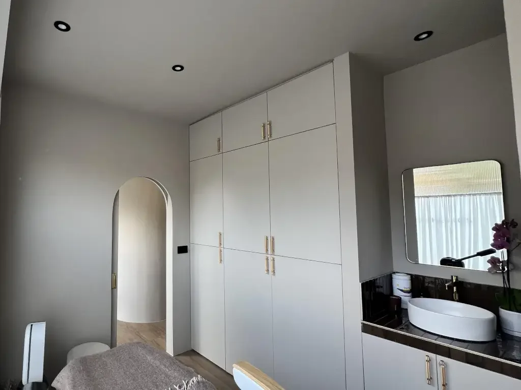 Professional Treatment Room