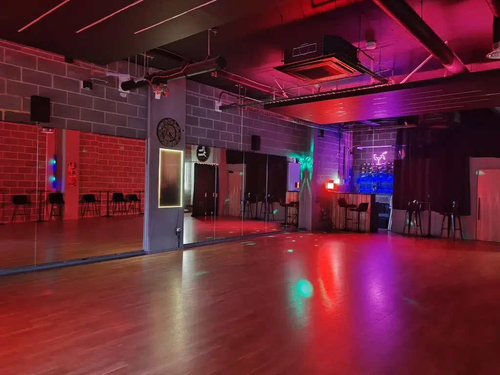 Flow Dance Nine Elms