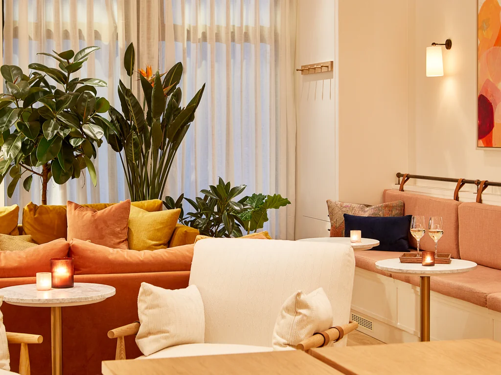 The Lounge
