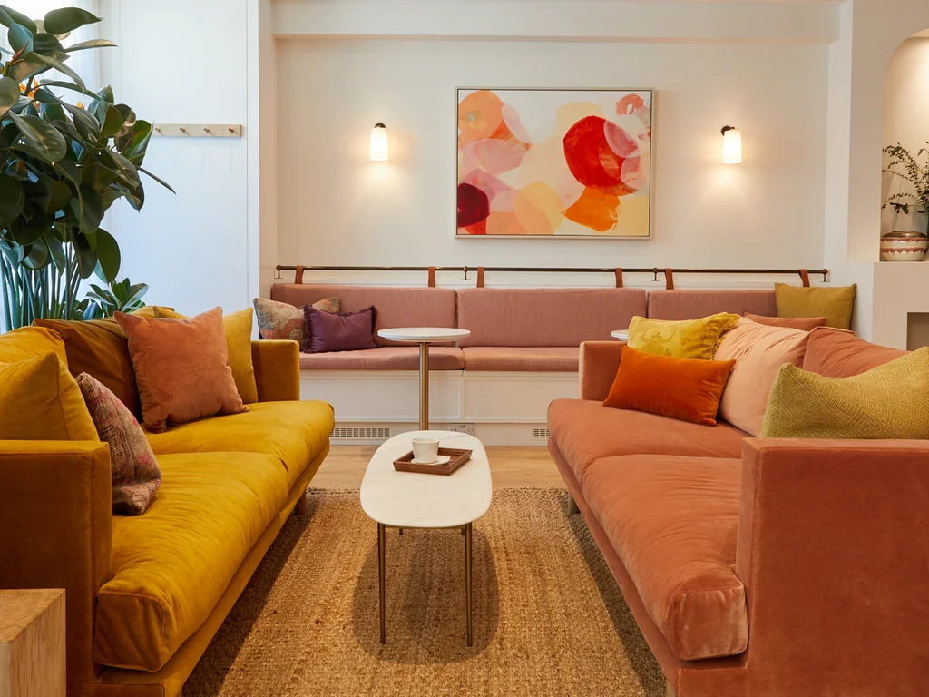 The Lounge