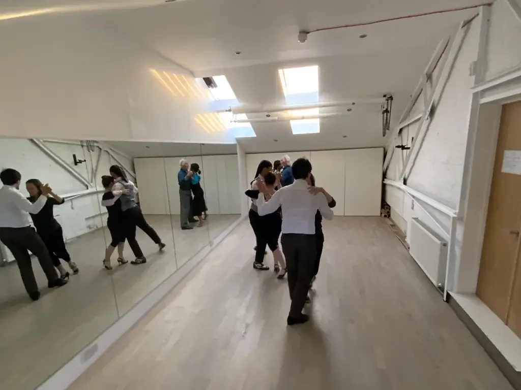 Studio 28-Bright Dance & Photo Studio in East London