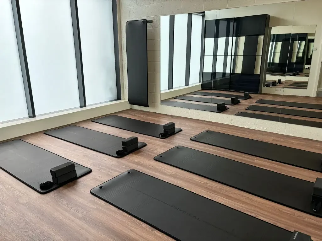Mini Studio