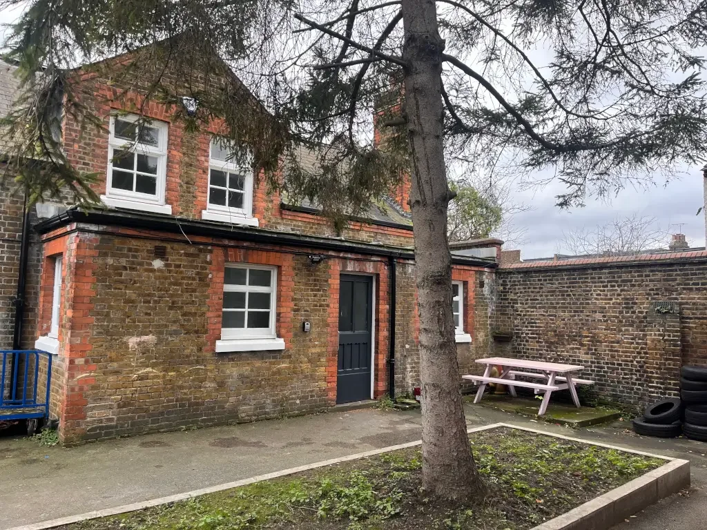 Kenmont Annex