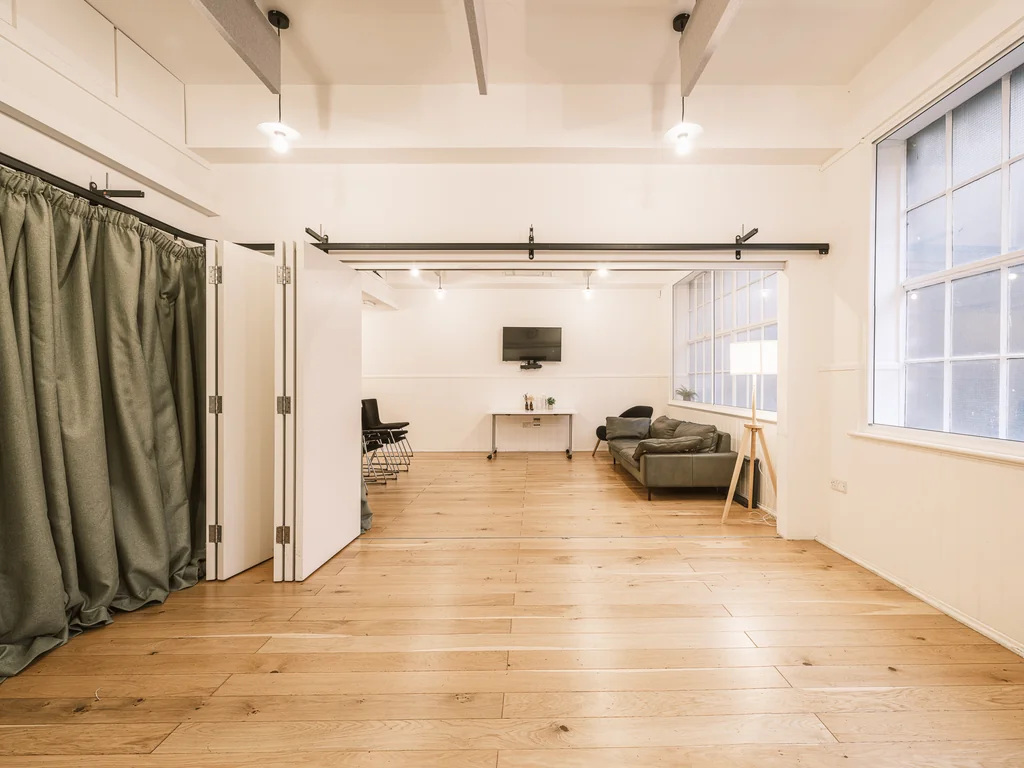 Saint Room