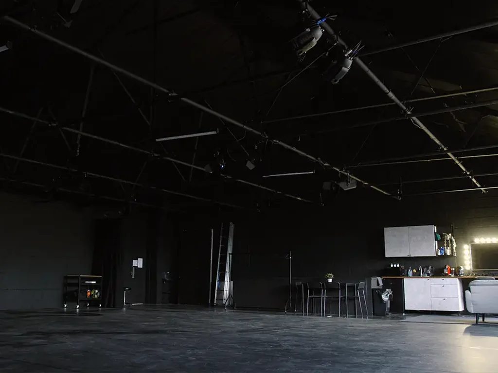 Studio 2 Black Box
