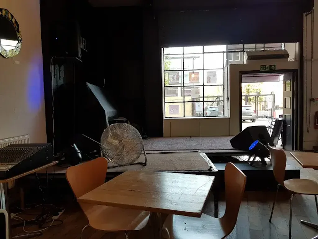 Karamel Vegan Bar & Restaurant