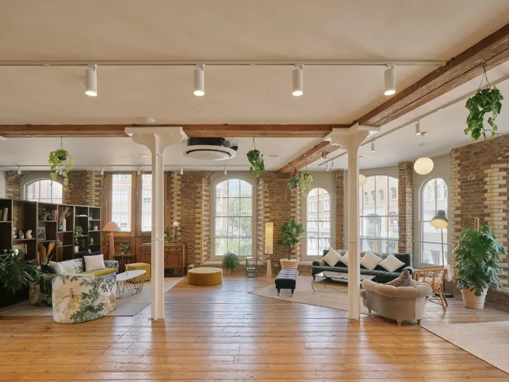Lounge Spaces