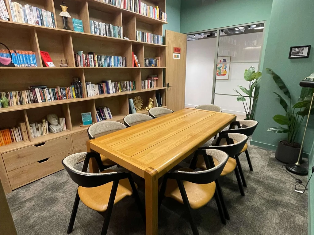 The Library (Sh.GF.01)
