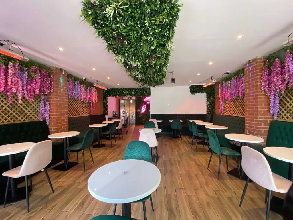 The Lounge
