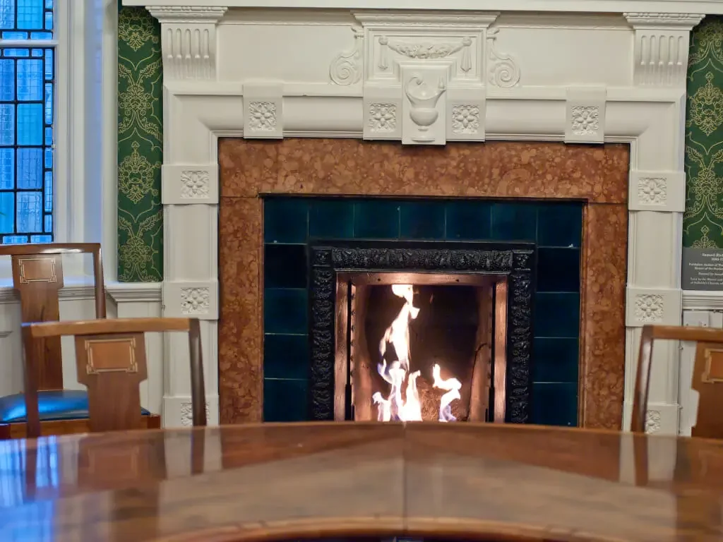Salisbury Room