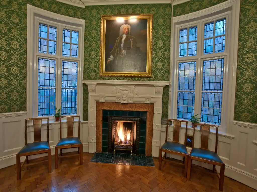 Salisbury Room