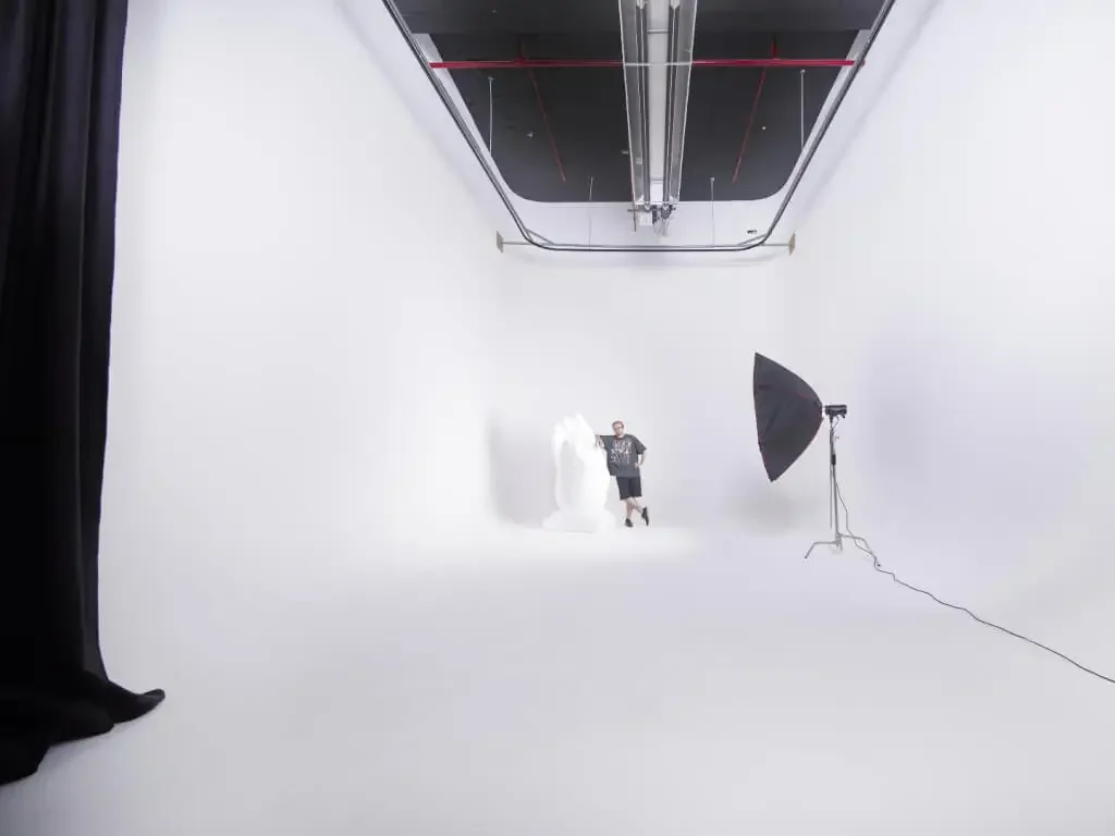 White/Blackbox at Sugar Studio
