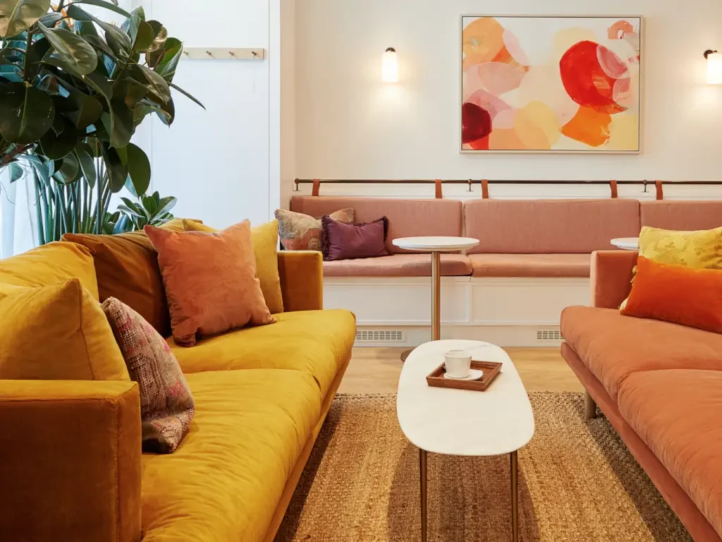 The Lounge