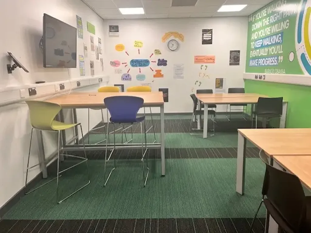 Ambitions Room, Unitas, Barnet Youth Zone
