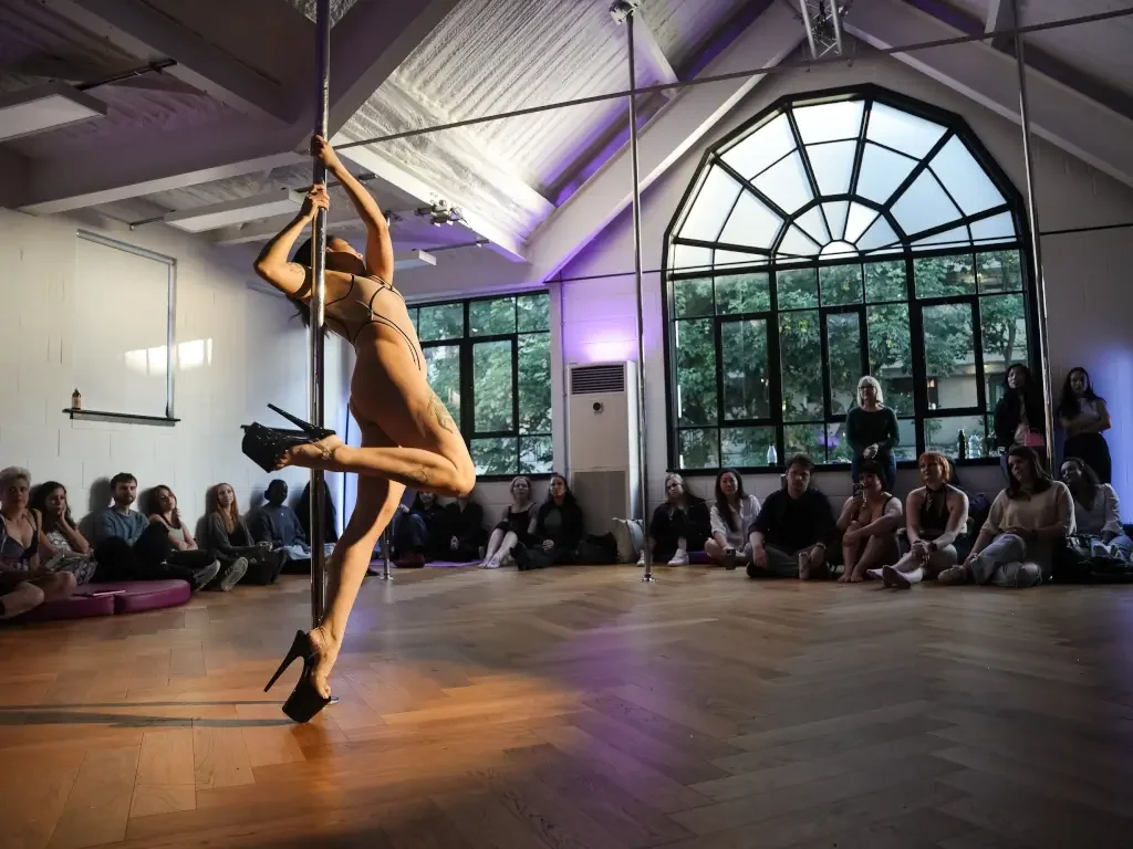 Venus Pole Ltd