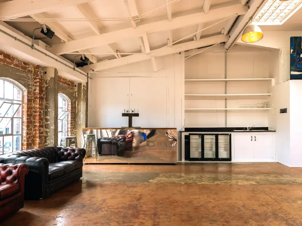 Vittoria Wharf Studio
