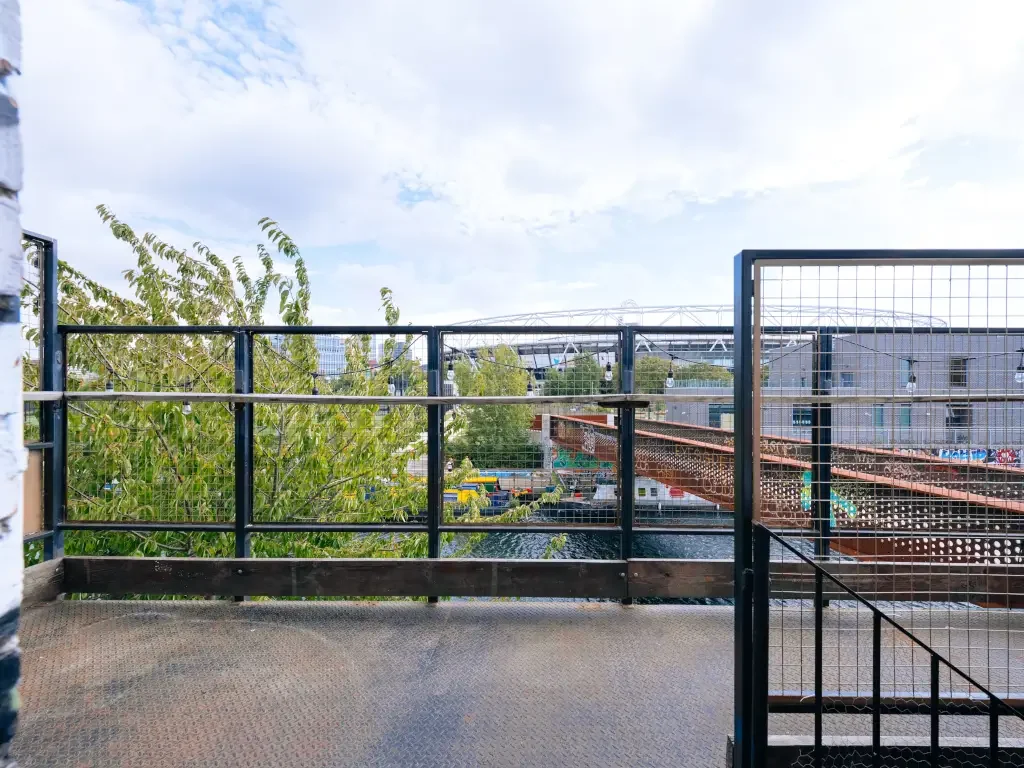 Vittoria Wharf Studio