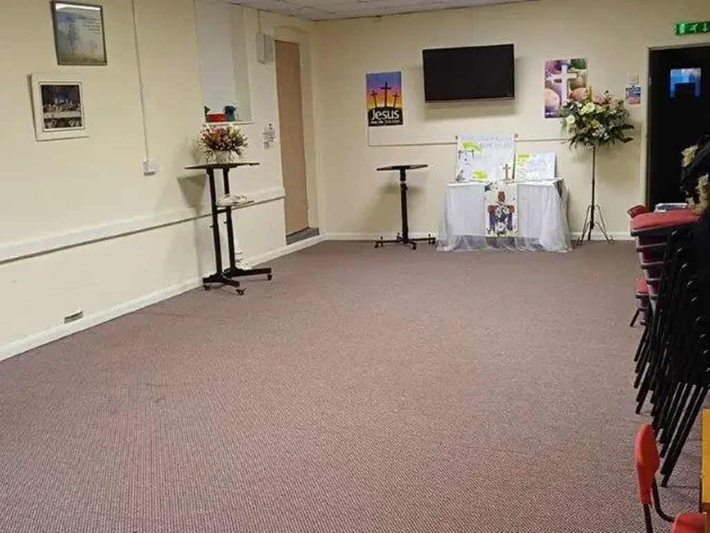 Lounge/Conference Room