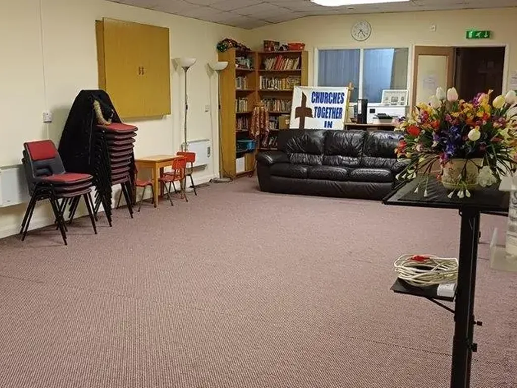 Lounge/Conference Room