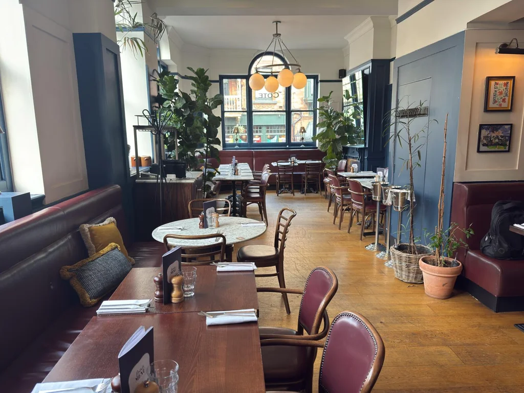 Semi-private curtained dining space