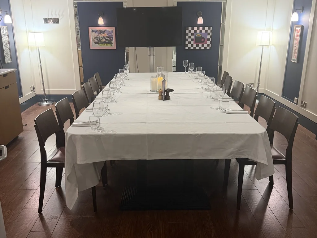 Bordeaux Room