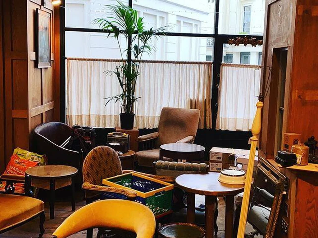 Chandos Lounge