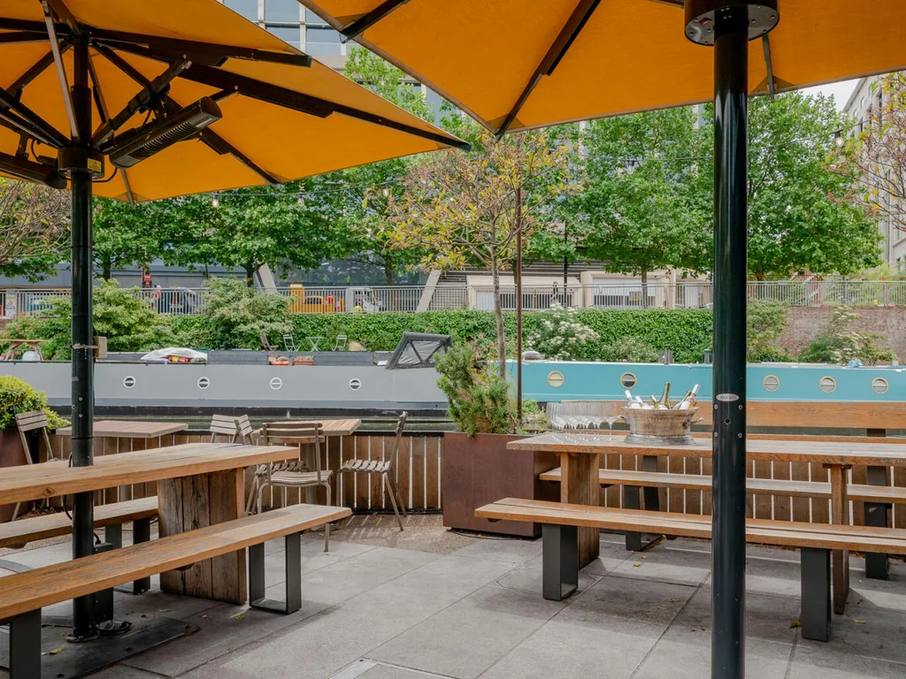 Canalside Bar & Terrace