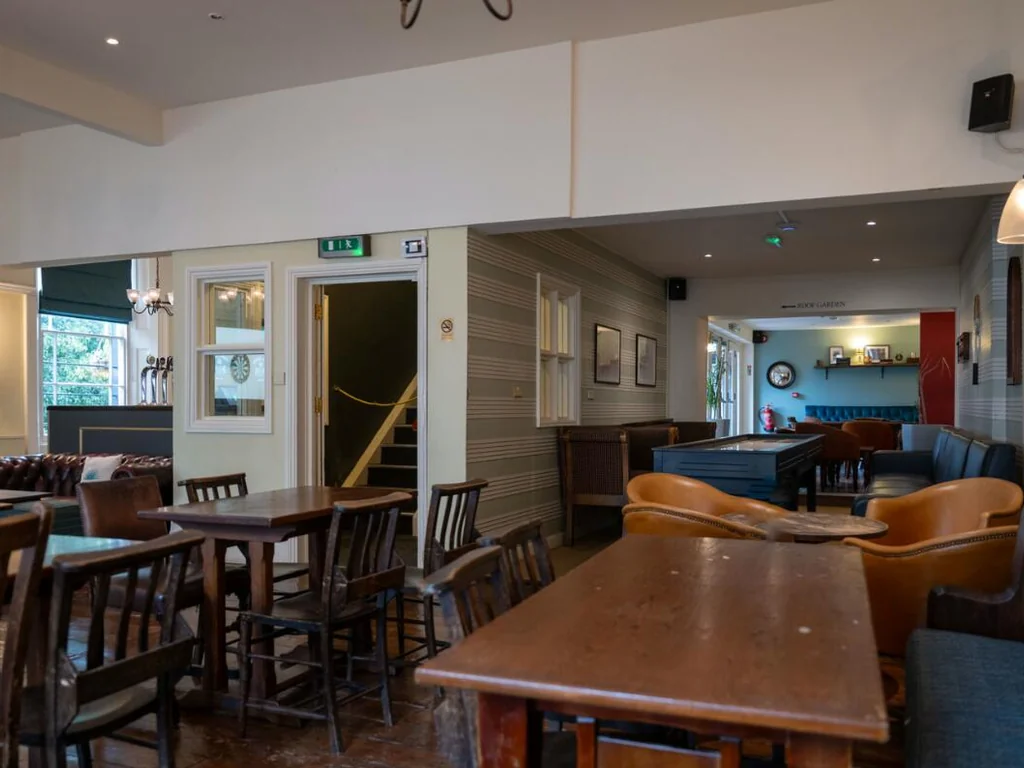 Sofa Bar