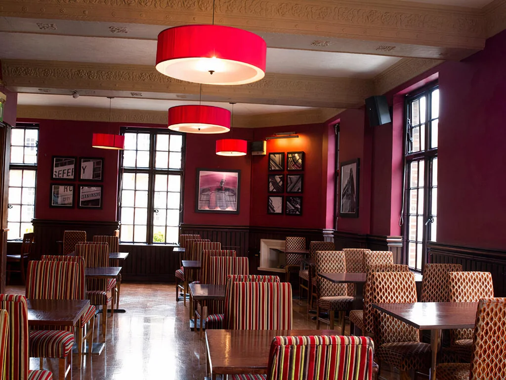 Arneway Room