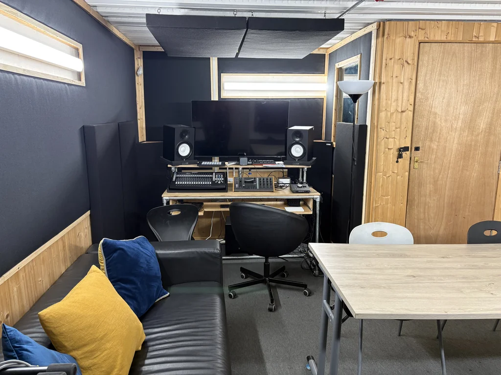 Blue Hut Music Studio