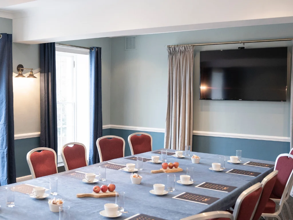 Commodore's Room