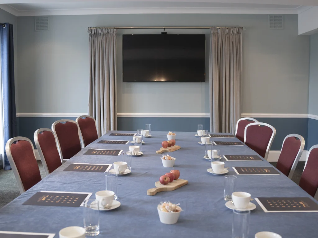 Commodore's Room