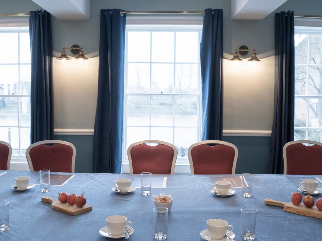 Commodore's Room