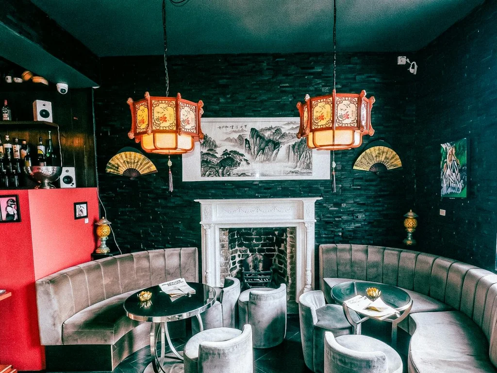 Shanghai Cocktail Lounge