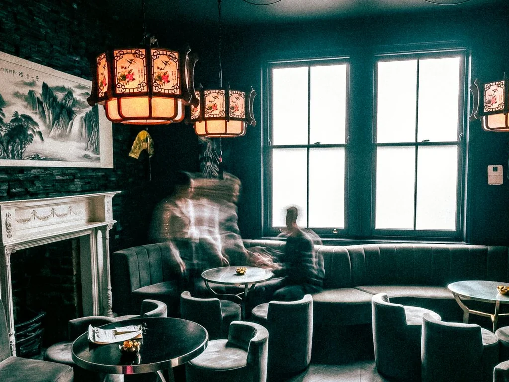 Shanghai Cocktail Lounge