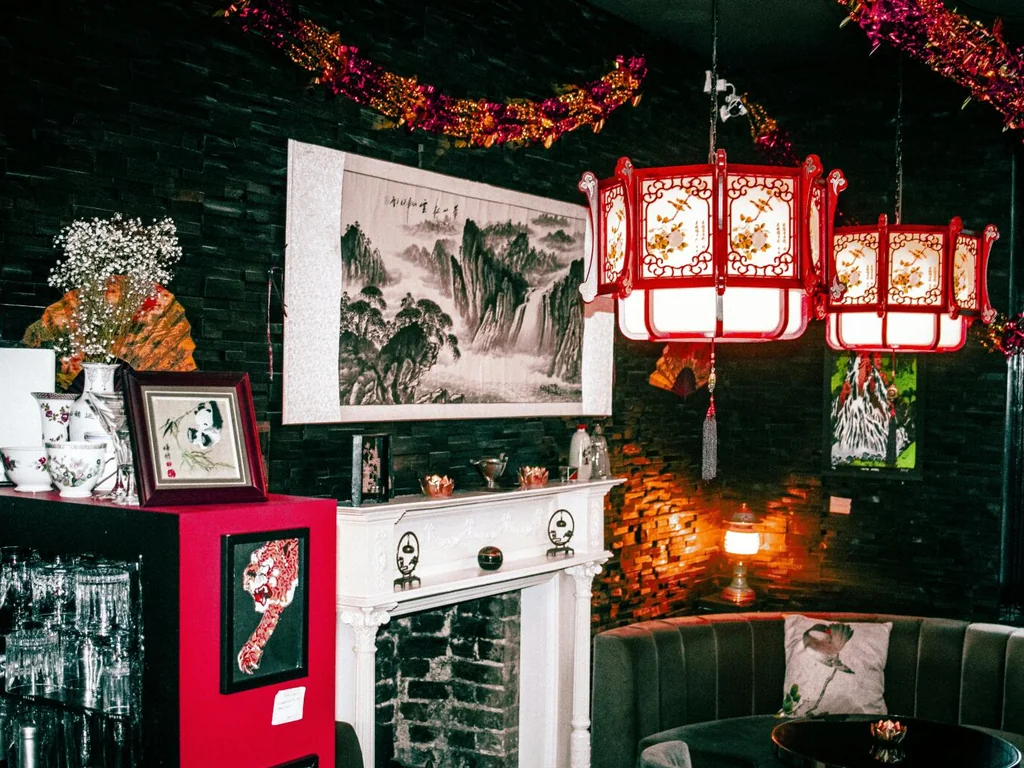Shanghai Cocktail Lounge