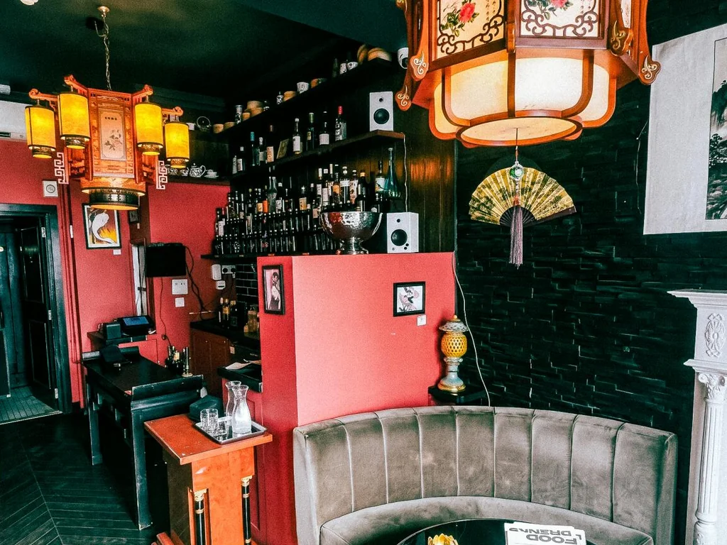 Shanghai Cocktail Lounge