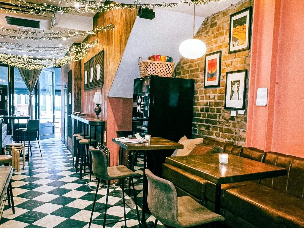 Wine Bar