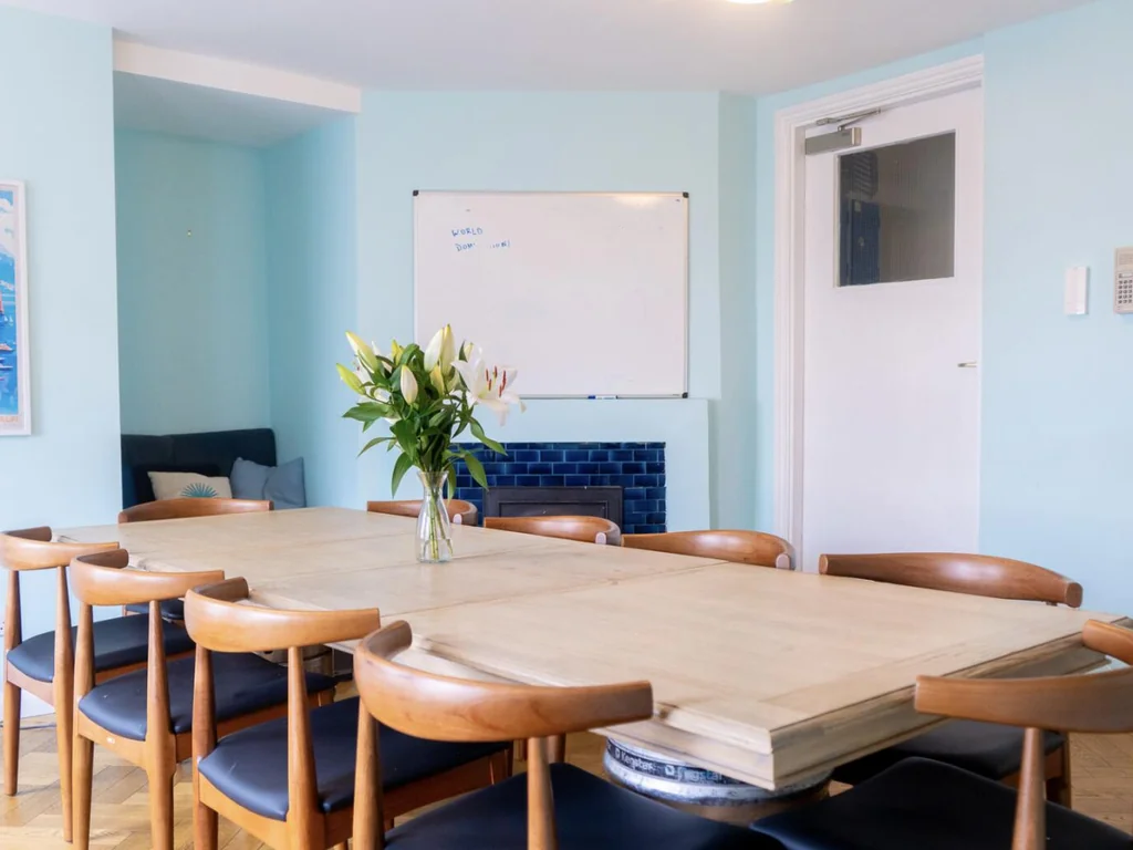 Private Meeting Room
