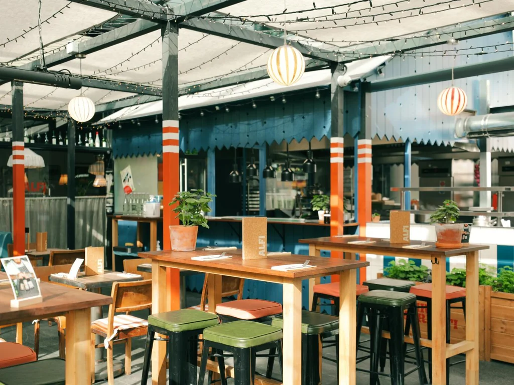 Terrace - Pizza & Games Area