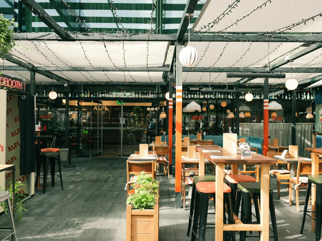 Terrace - Pizza Area