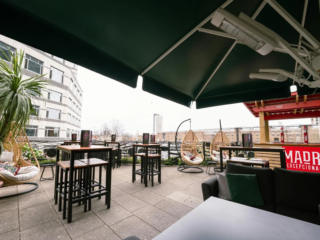 Right Terrace