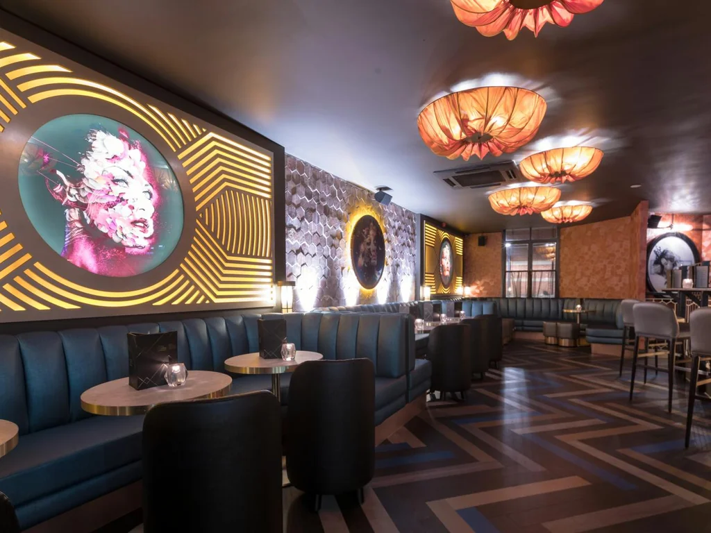 Martini Lounge