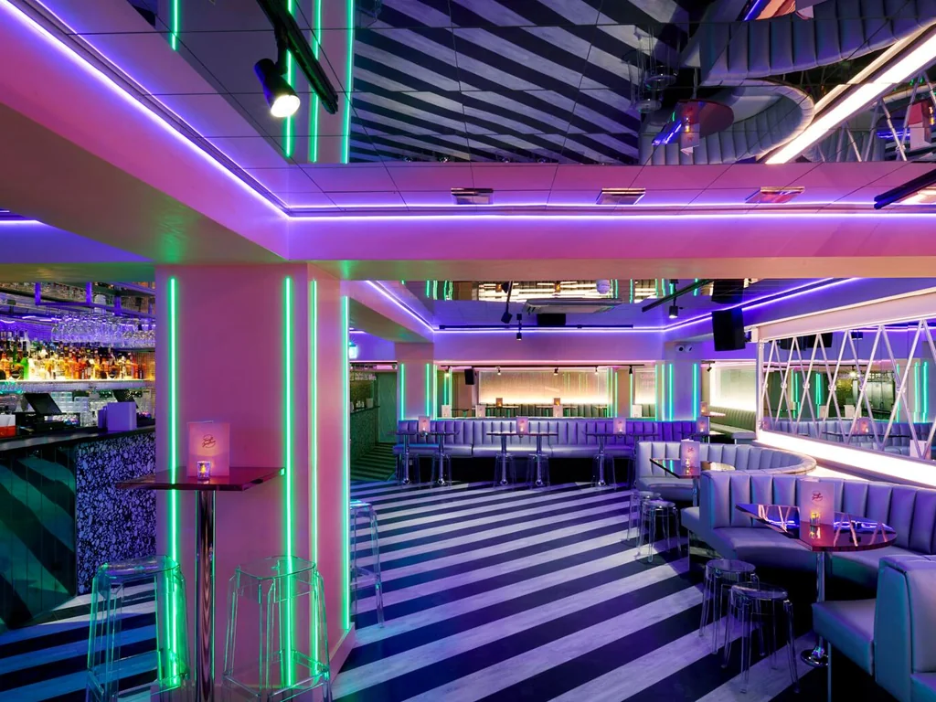Main Bar