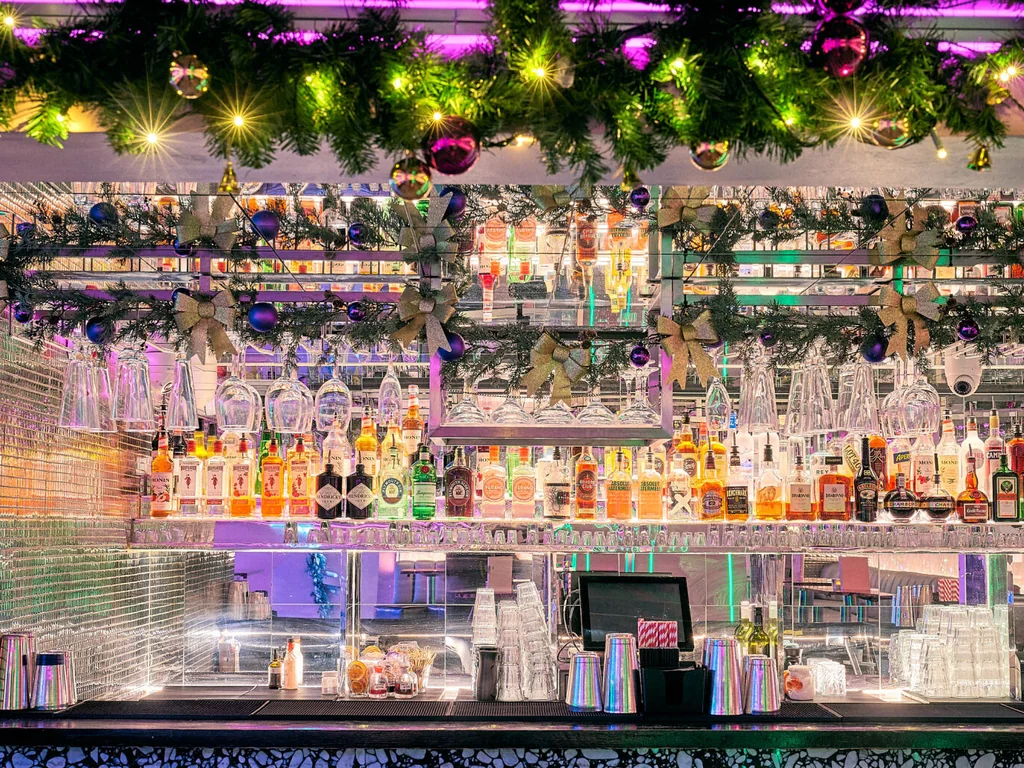 Main Bar